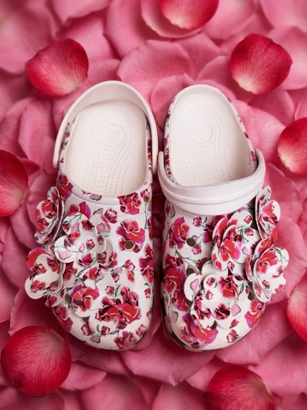 Rare Crocs Crocband™ Timeless Clash Roses Clog